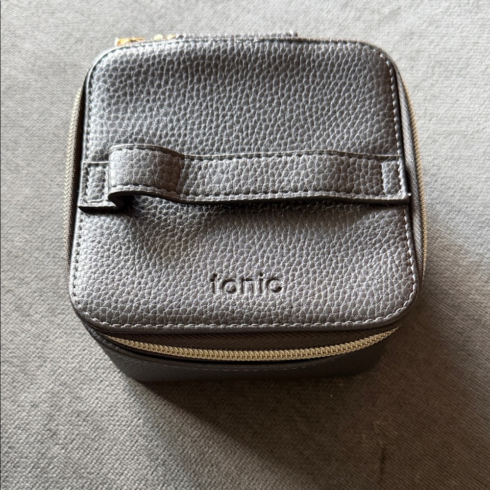 Ionic Black Leather Accessory Case